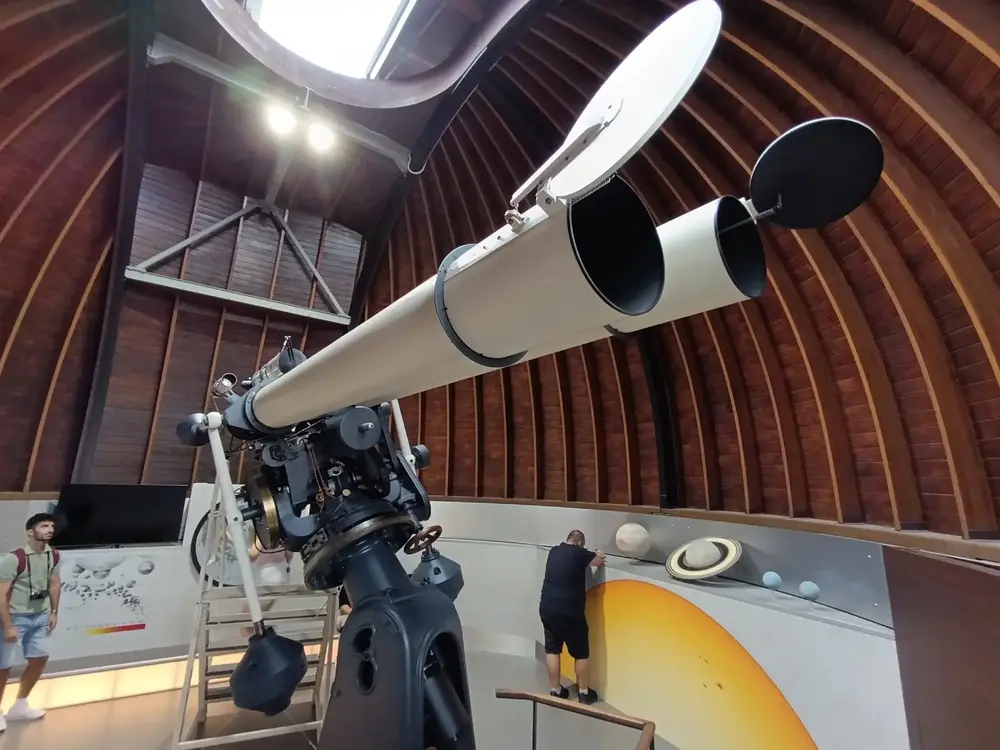 Demonstrator at the Observatory